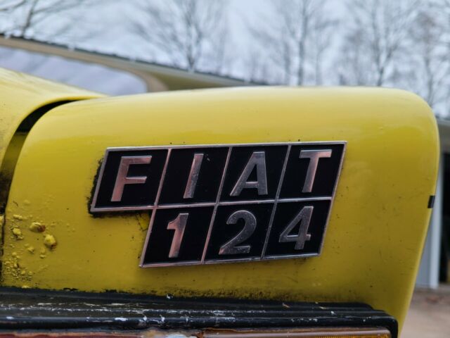 Fiat 124 Spider 1977 image number 9