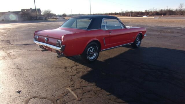 Ford Mustang 1964 image number 4