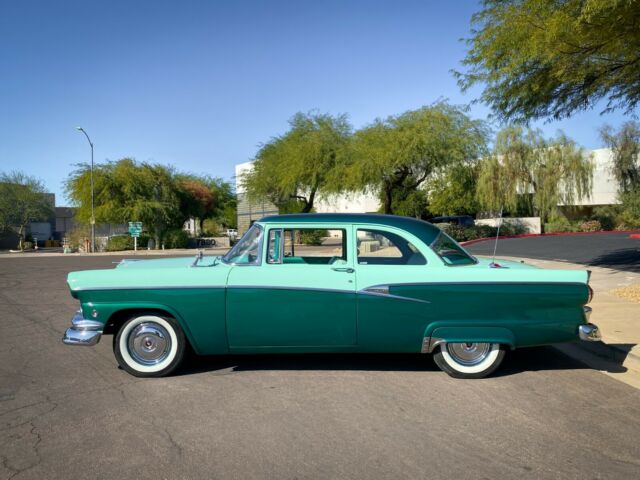 Ford Customline 1956 image number 1