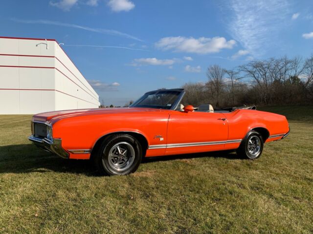 Oldsmobile Cutlass 1970 image number 0