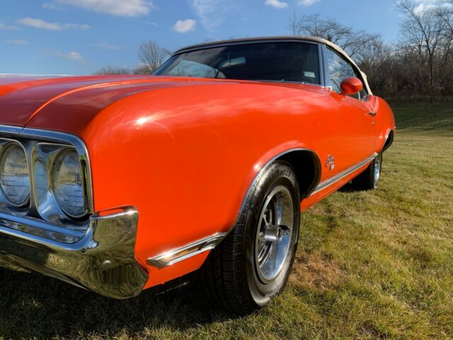 Oldsmobile Cutlass 1970 image number 12