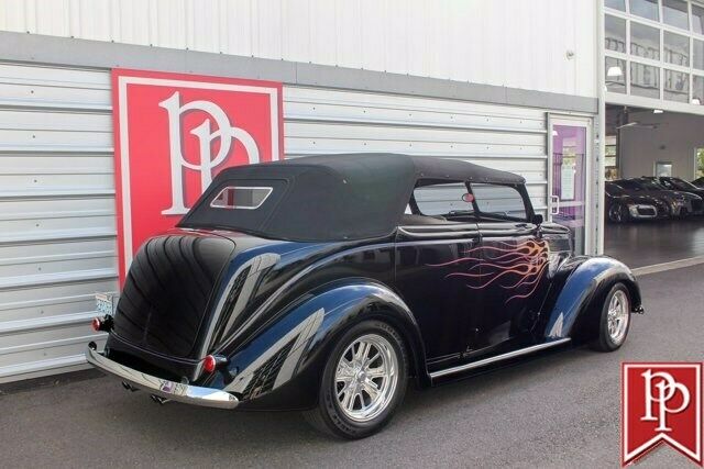 Ford Phaeton 1937 image number 4