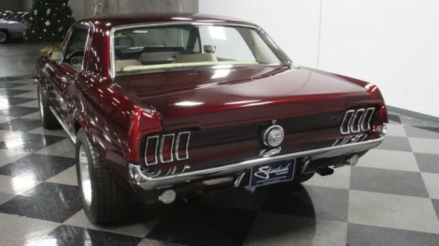 Ford Mustang 1967 image number 10