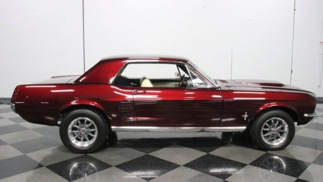 Ford Mustang 1967 image number 15