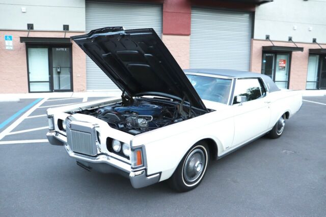 Lincoln Continental 1970 image number 19