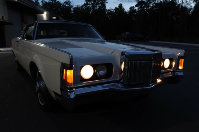 Lincoln Continental 1970 image number 23