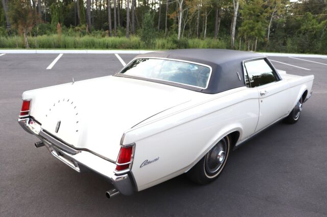 Lincoln Continental 1970 image number 27