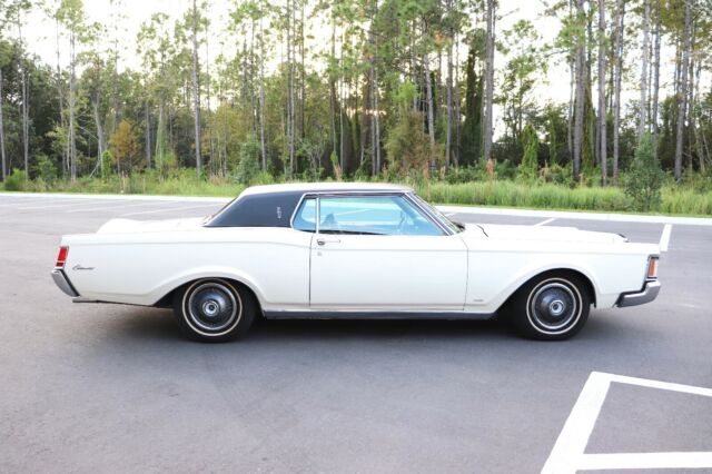 Lincoln Continental 1970 image number 28