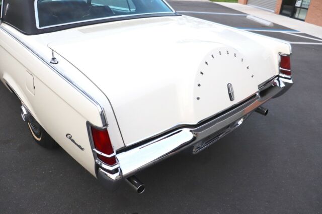 Lincoln Continental 1970 image number 32