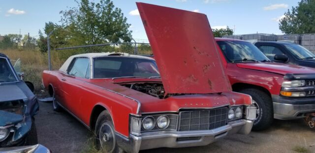 Lincoln Continental 1969 image number 0