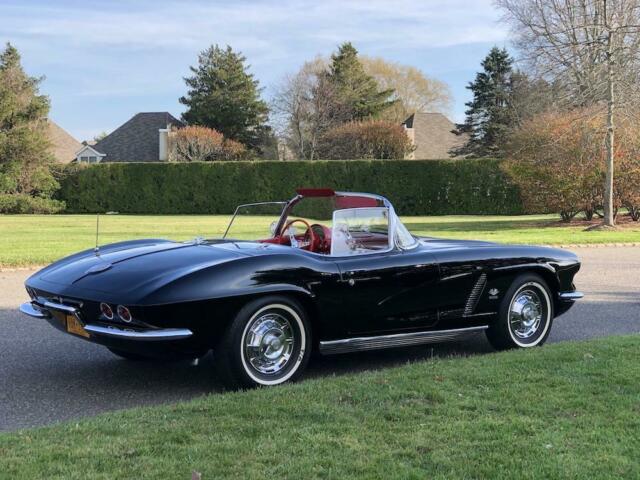 Chevrolet Corvette 1962 image number 3