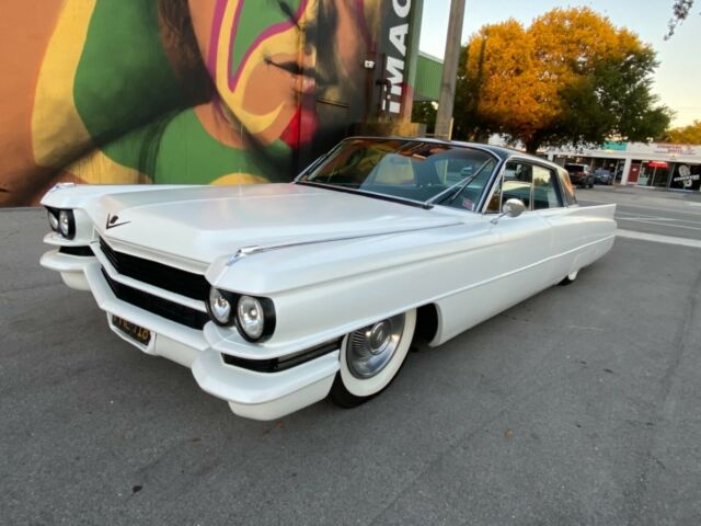 Cadillac DeVille 1963 image number 16