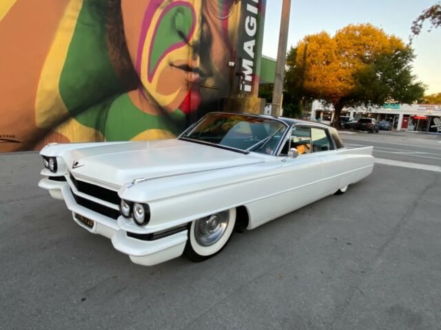 Cadillac DeVille 1963 image number 17