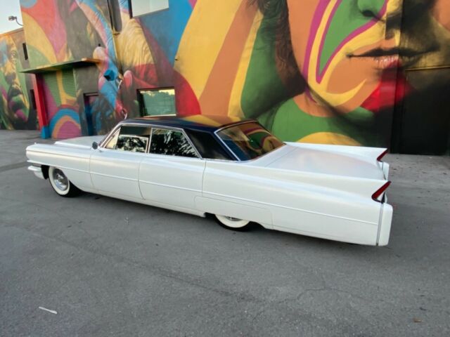 Cadillac DeVille 1963 image number 31