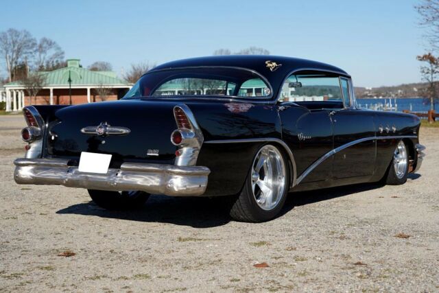 Buick Special 1955 image number 2