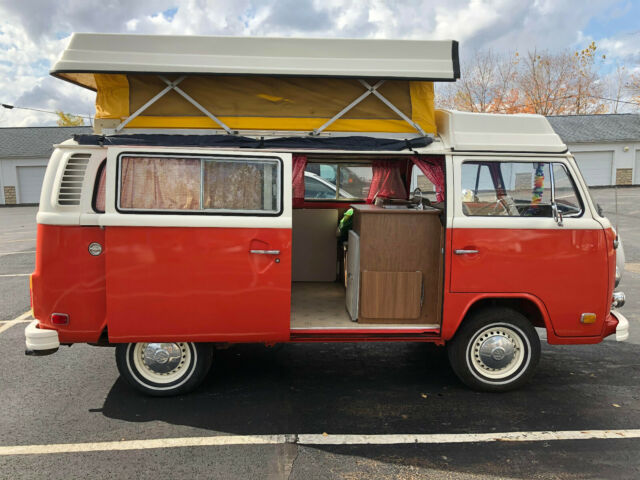 Volkswagen Vanagon 1974 image number 0