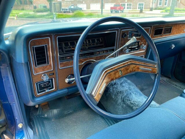 Mercury Grand Marquis 1977 image number 31