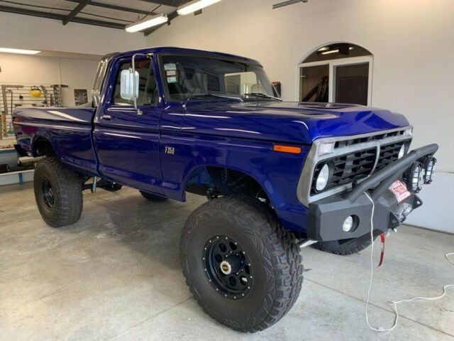 Ford F-250 1974 image number 0