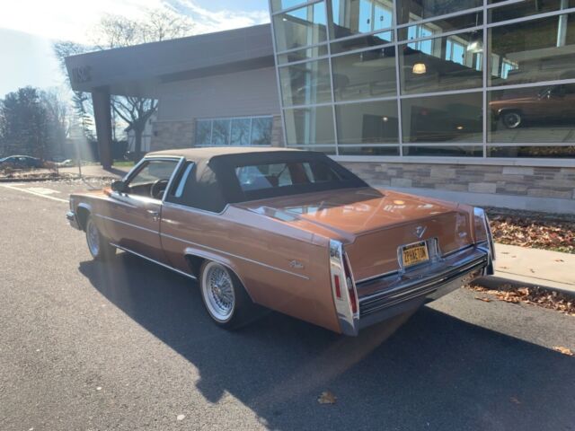 Cadillac DeVille 1979 image number 22