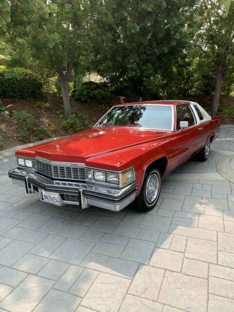 Cadillac DeVille Coupe 1977 image number 0