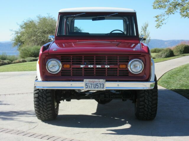 Ford Bronco 1972 image number 1