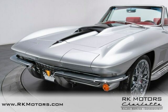 Chevrolet Corvette 1966 image number 18