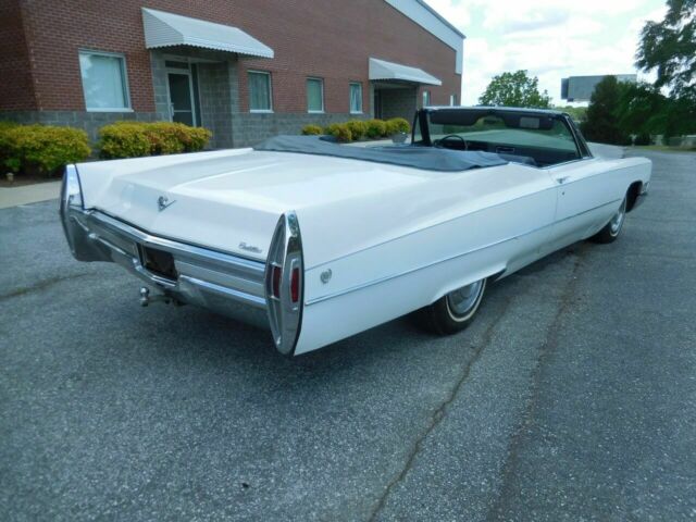 Cadillac DeVille 1968 image number 29