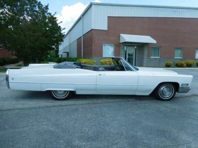 Cadillac DeVille 1968 image number 30