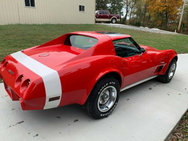 Chevrolet Corvette 1976 image number 21