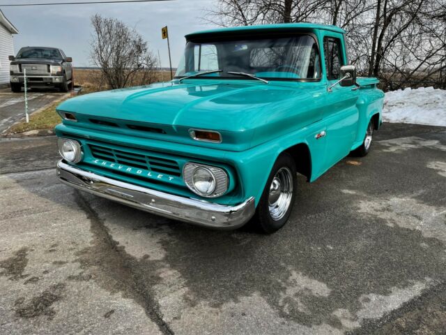 Chevrolet C-10 1962 image number 2