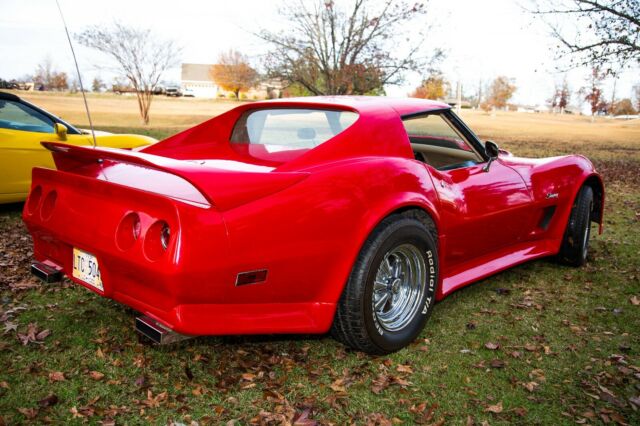 Chevrolet Corvette 1976 image number 14