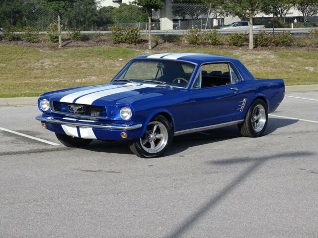 Ford Mustang 1966 image number 2