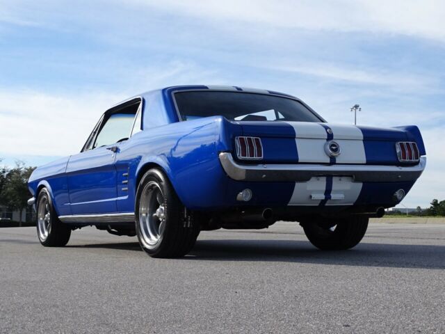 Ford Mustang 1966 image number 21