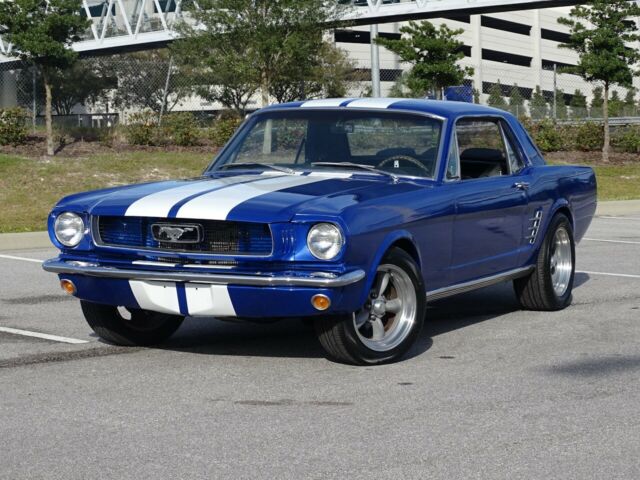 Ford Mustang 1966 image number 29