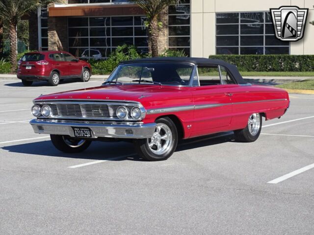 Ford Galaxie 1964 image number 38