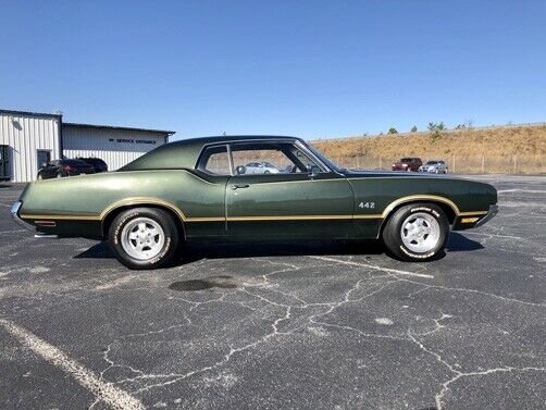 Oldsmobile Cutlass 1970 image number 34