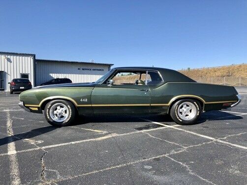 Oldsmobile Cutlass 1970 image number 8