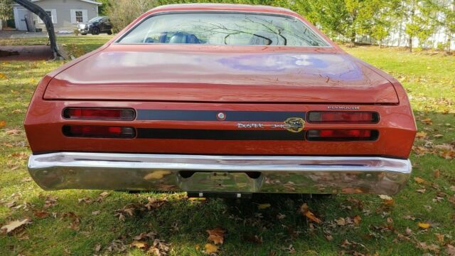 Plymouth Duster 1970 image number 16