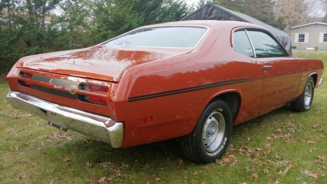 Plymouth Duster 1970 image number 17