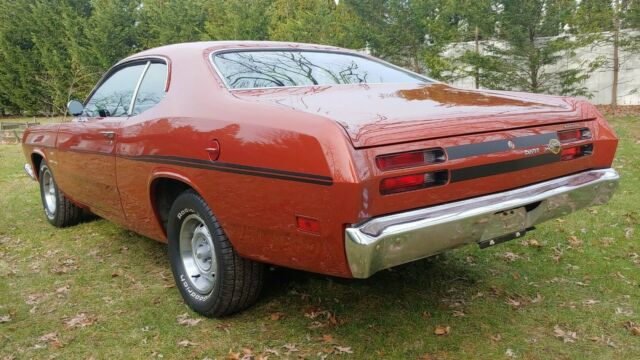 Plymouth Duster 1970 image number 18