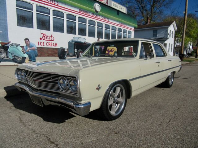 Chevrolet Chevelle 1965 image number 5