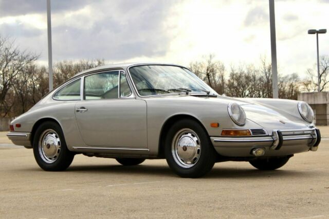 Porsche 911 1967 image number 37