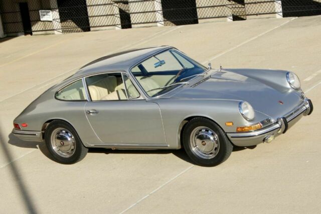 Porsche 911 1967 image number 42