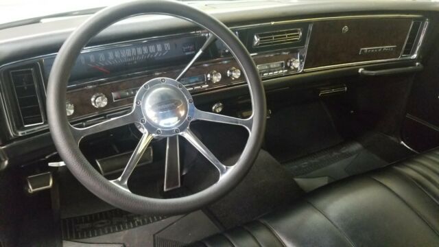 Pontiac Grand Prix 1967 image number 39