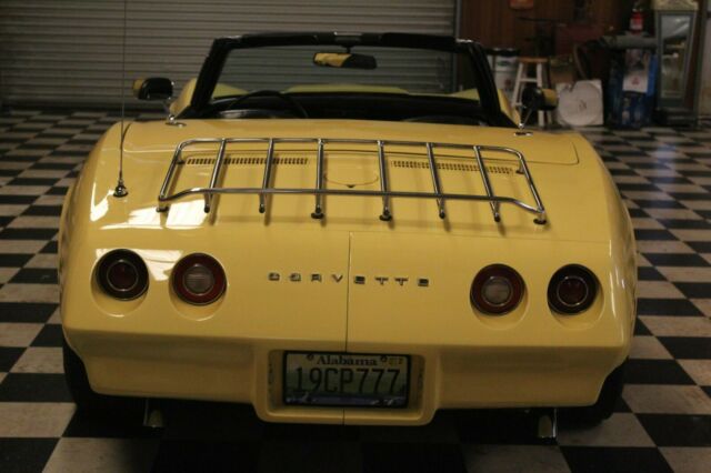 Chevrolet Corvette 1974 image number 4