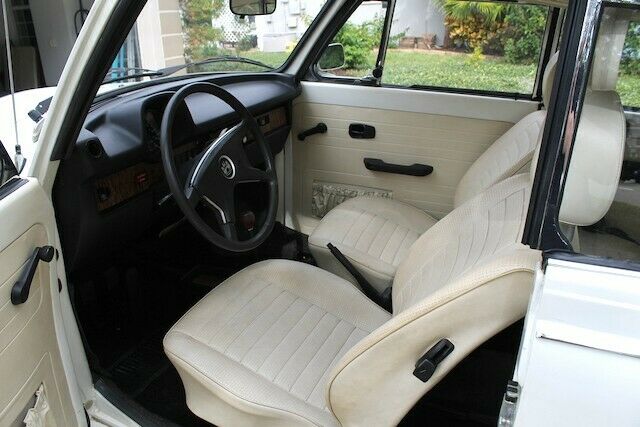 Volkswagen Beetle - Classic 1977 image number 11