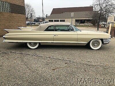 Cadillac DeVille 1961 image number 15