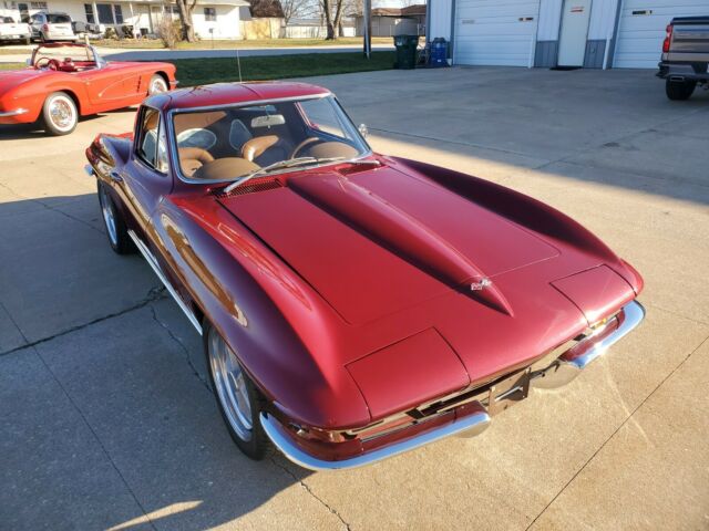 Chevrolet Corvette 1967 image number 2