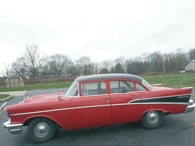 Chevrolet Bel Air/150/210 1957 image number 0