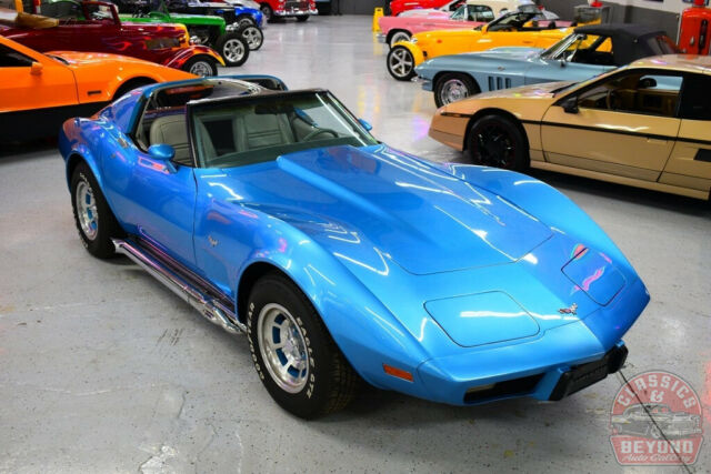 Chevrolet Corvette 1977 image number 2